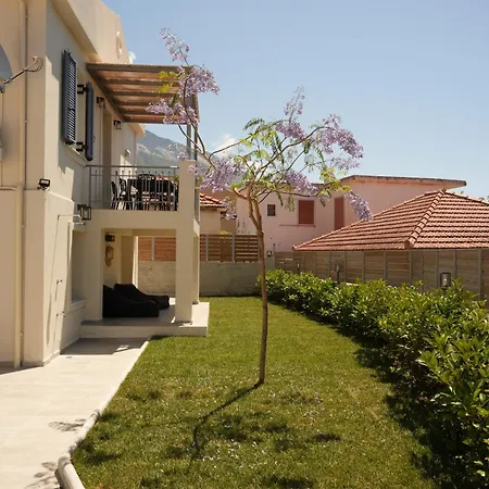 Casa Di Cona Holiday home *